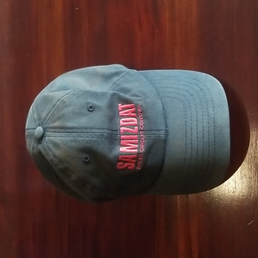 Yang li Samizdat Hat